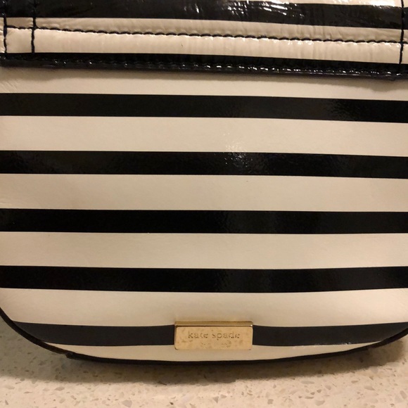 Kate Spade Stripped Crossbody Purse w/Bow - Picture 2 of 6